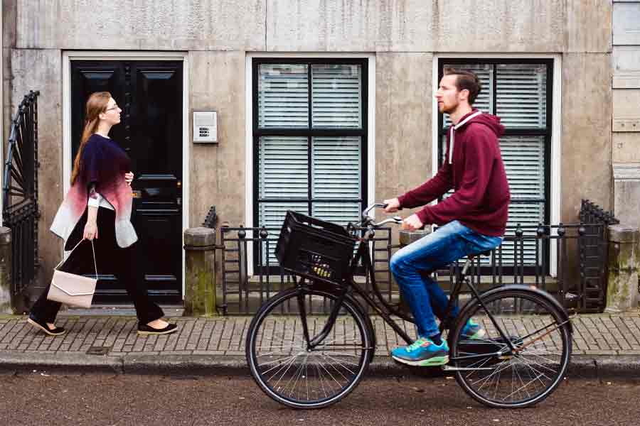 dutch street scene