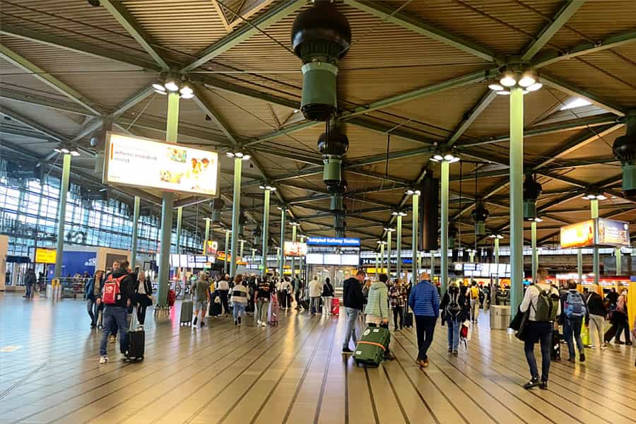 amsterdam airport main entrance