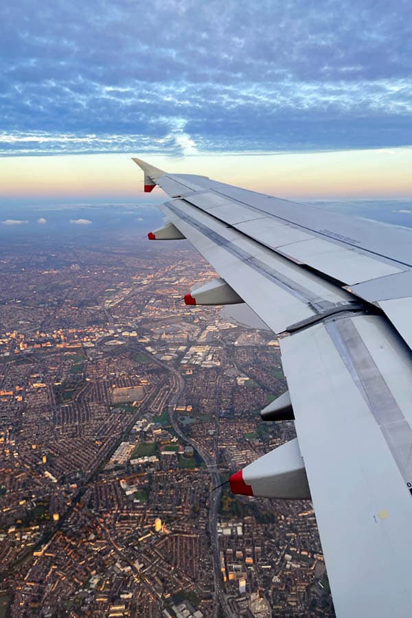 schiphol airport take off